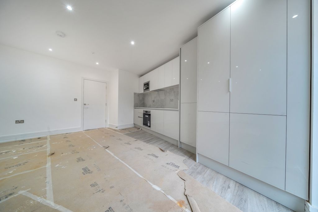 Property photo 3 of 19 1363362-9-68E4Da9...