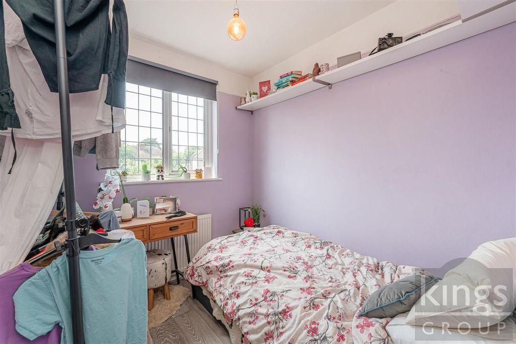 Additional image 15 of 4 bed detached house for saleFirtree Walk, Enfield EN1