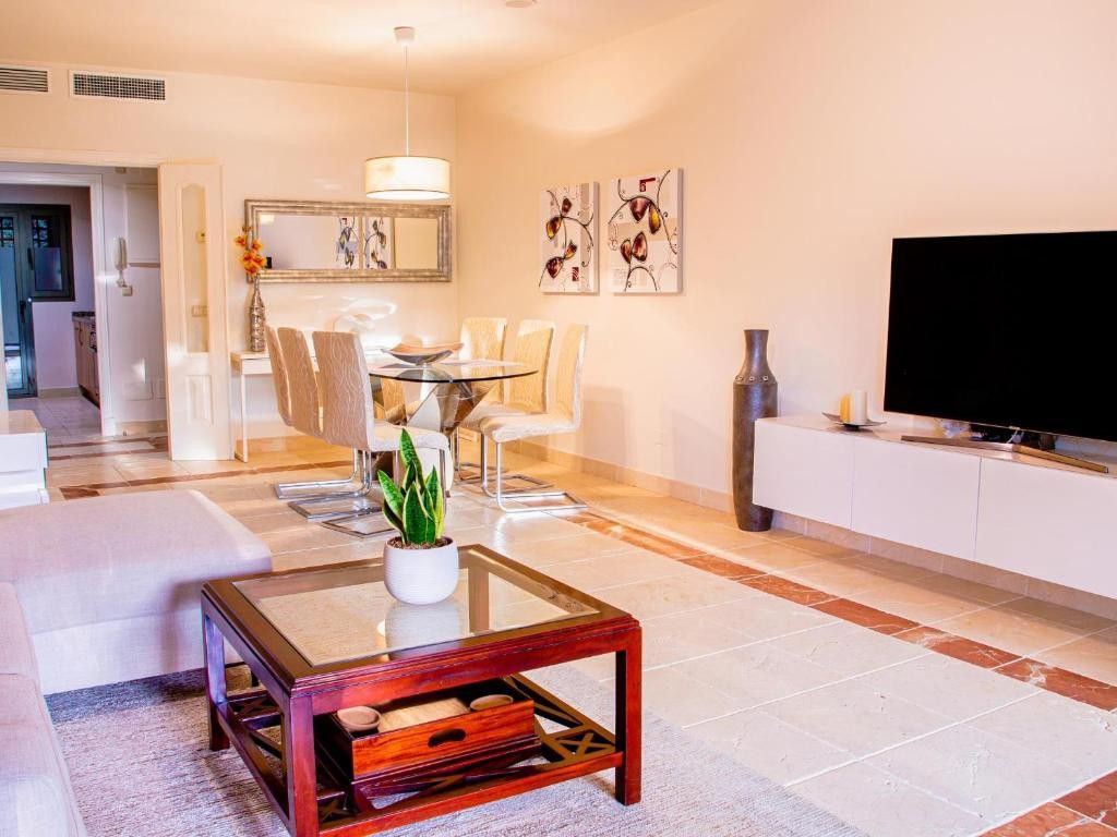 Property photo 3 of 24 Photo 2