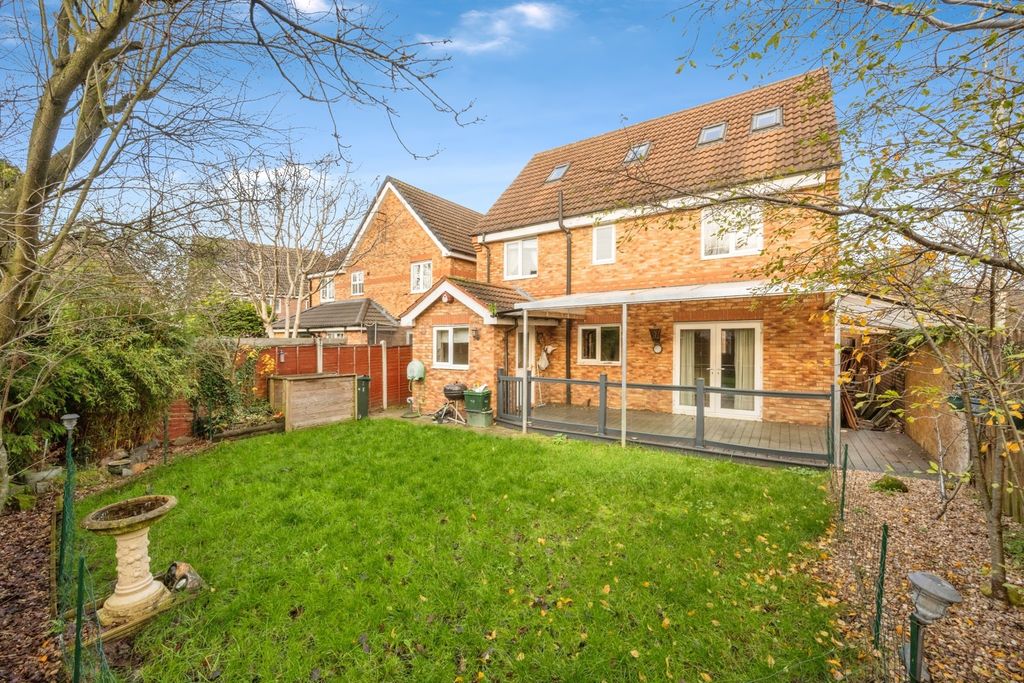 Property photo 2 of 13 Rear