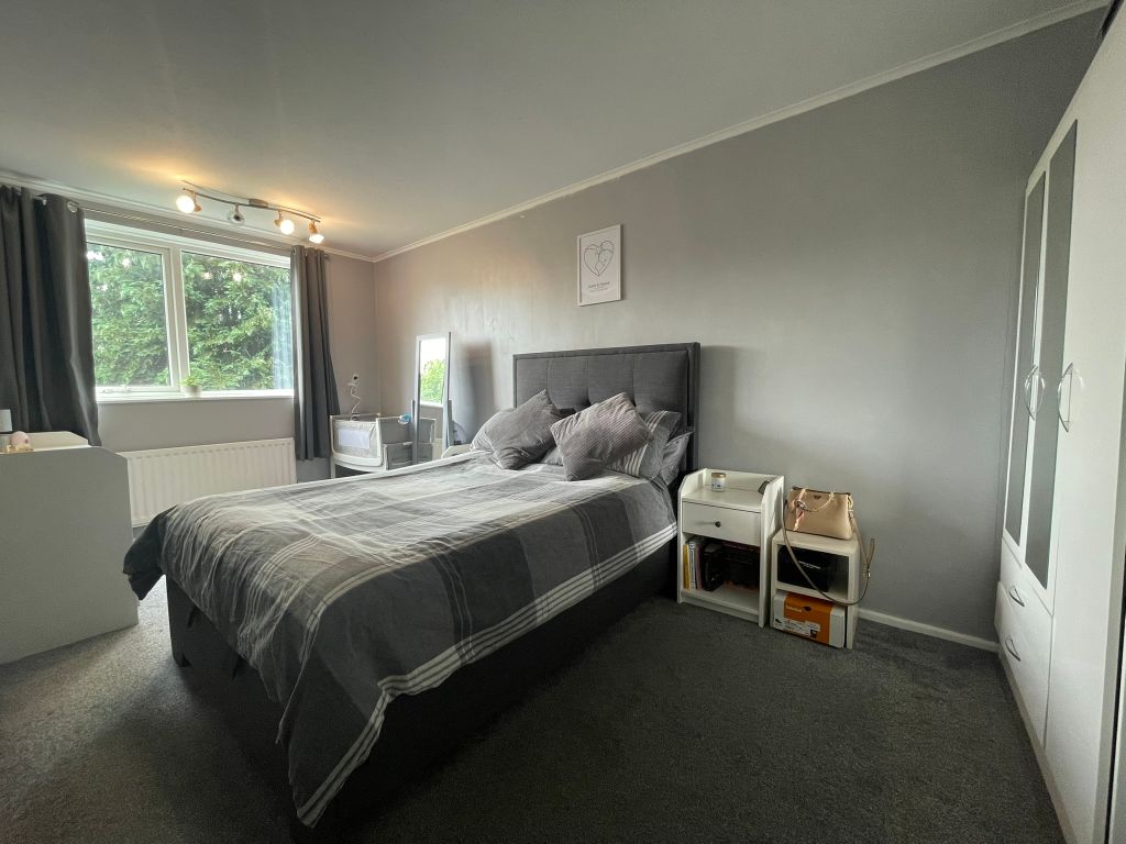 Property photo 3 of 13 Img_4010