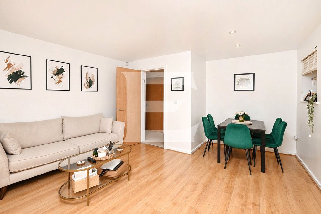 Property photo 2 of 16 Picture No. 06