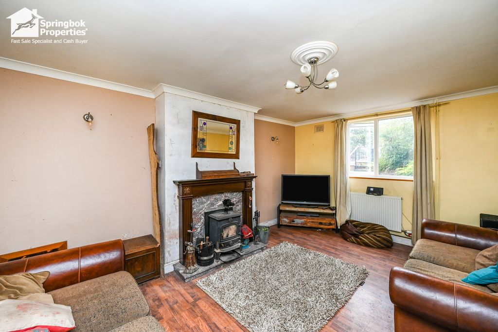 Property photo 2 of 17 Image 1