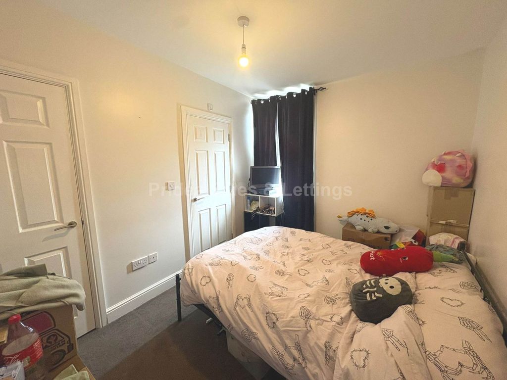 Property photo 3 of 3