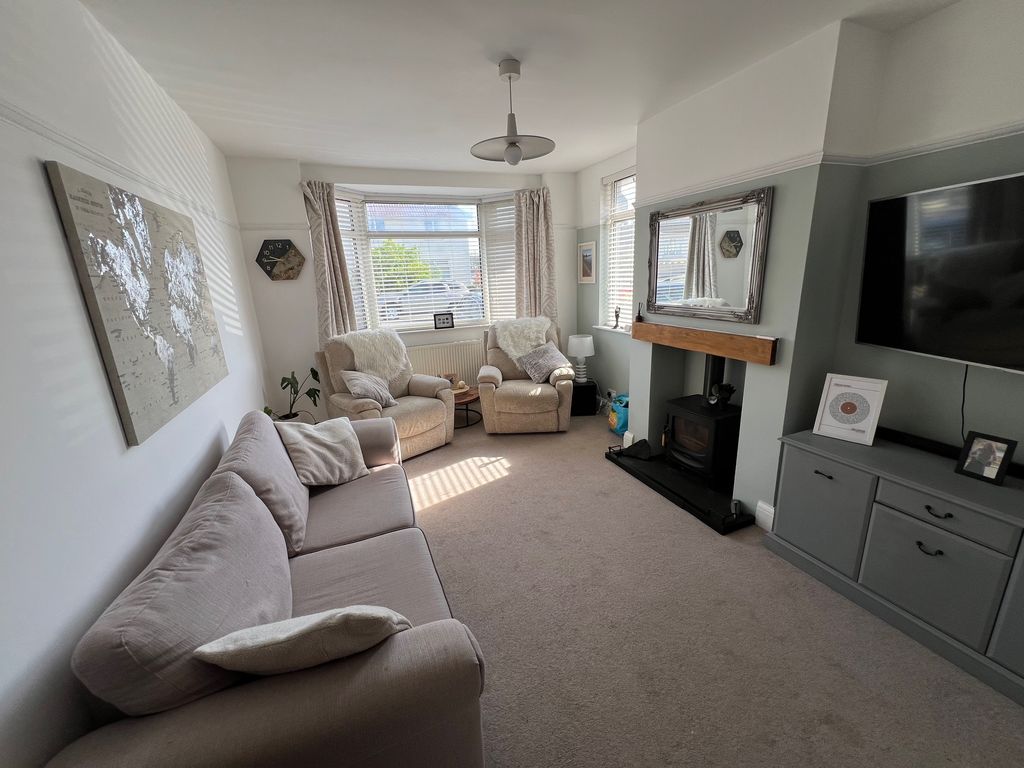 Property photo 2 of 25 Img_0140