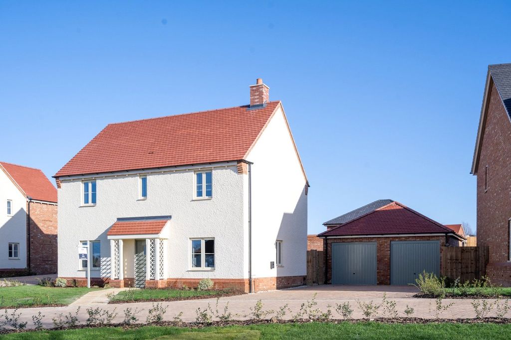 Property photo 2 of 15 The Oak