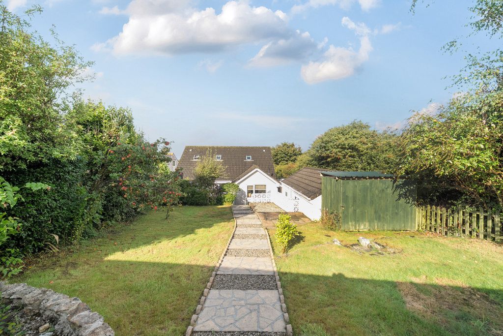 Property photo 3 of 14