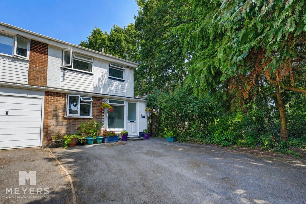 Property photo 1 of 29