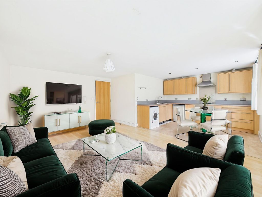 Property photo 2 of 16 Open-Plan Living (Virtually Furnished)