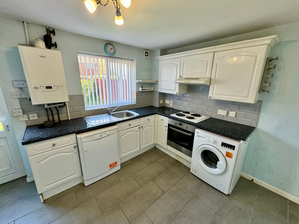 Property photo 3 of 11 Image