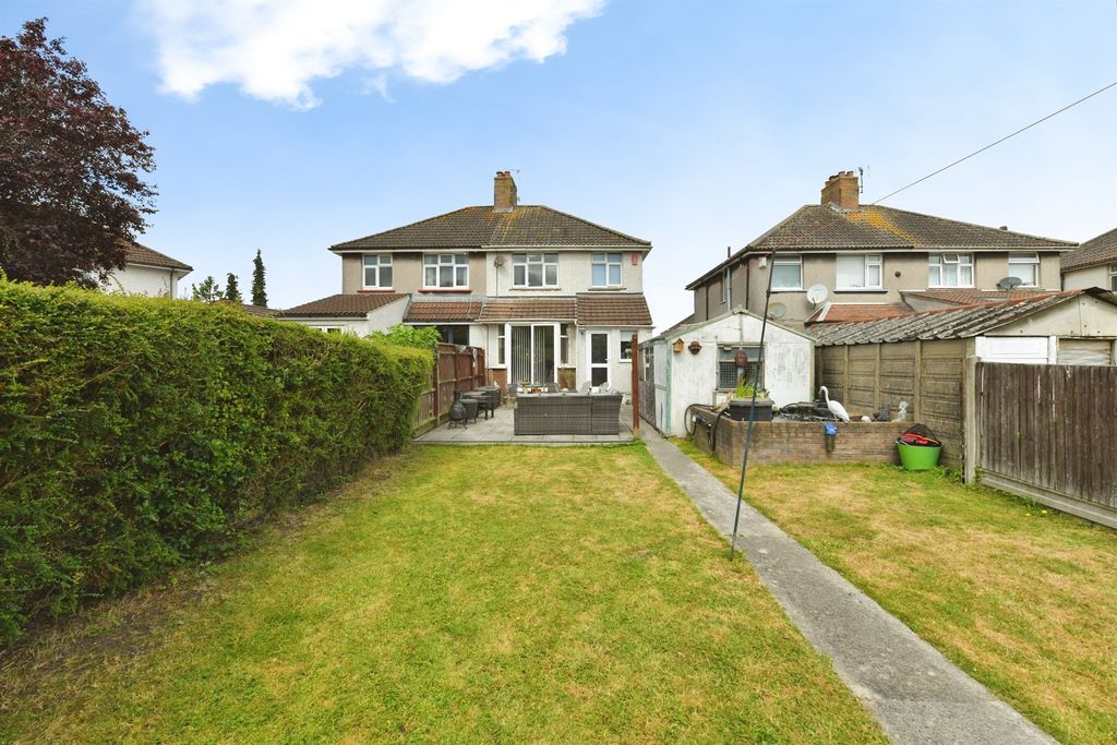 Property photo 2 of 24