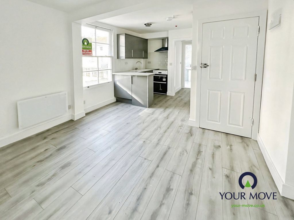 Property photo 2 of 7 Pbox-Img.Jpg