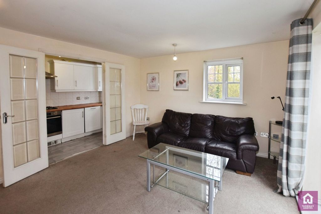 Property photo 3 of 17 Picture No. 22