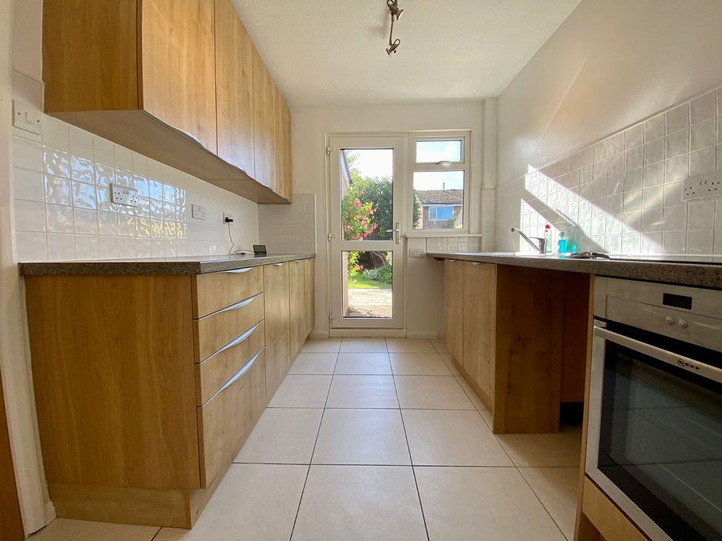 Property photo 3 of 43 Kitchen 2