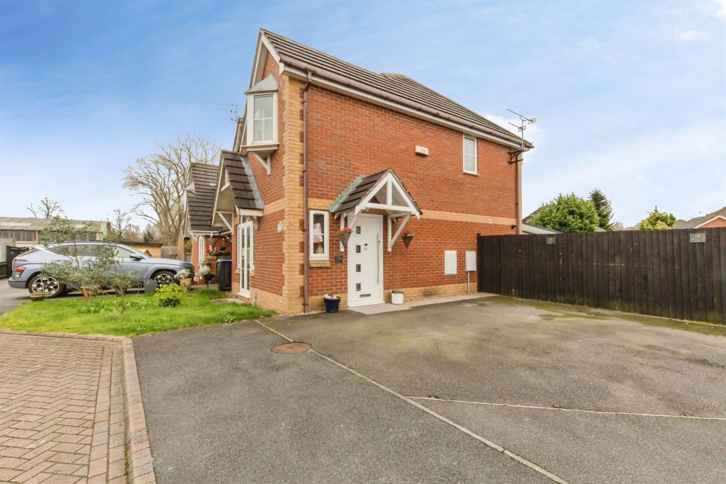 Property photo 3 of 18