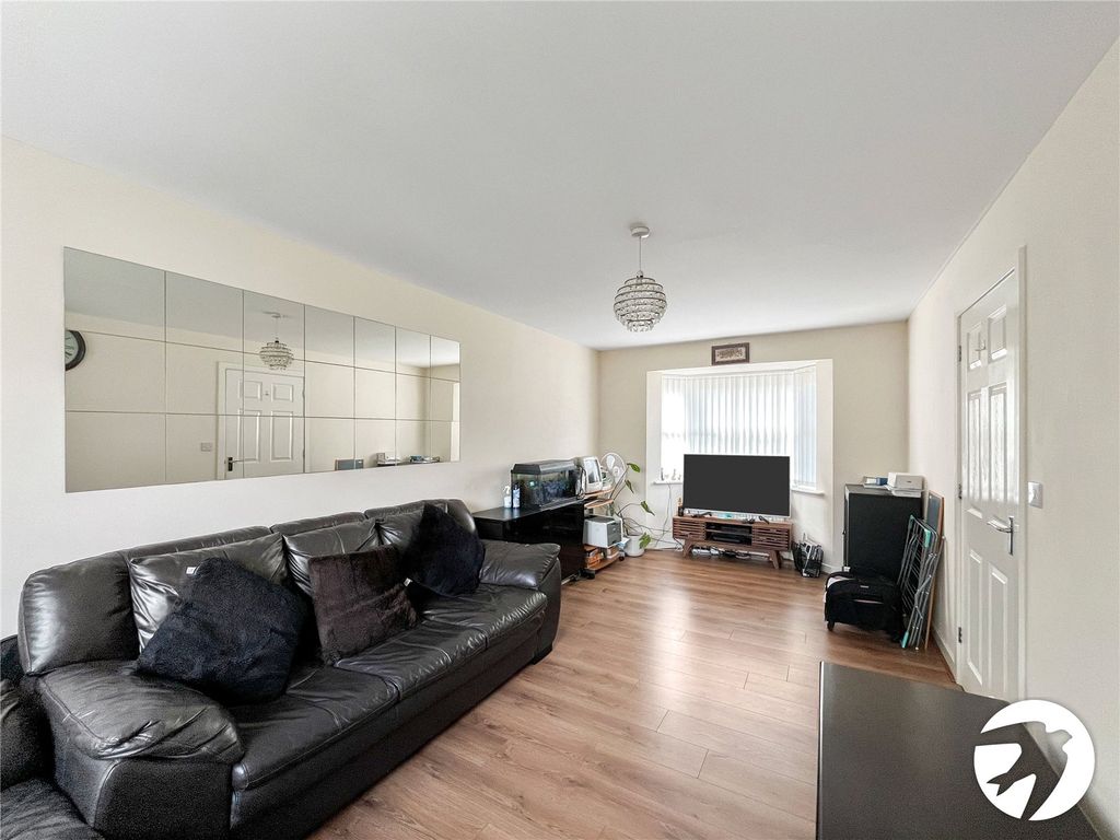 Property photo 2 of 16 Picture No. 09