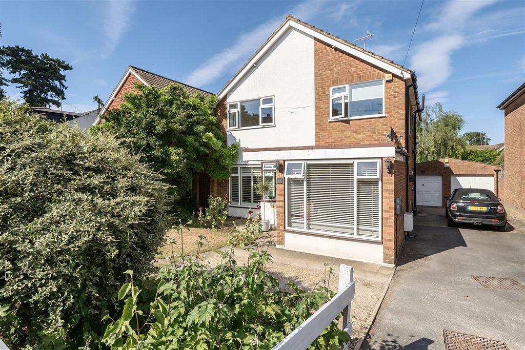 Property photo 1 of 17 Exterior: