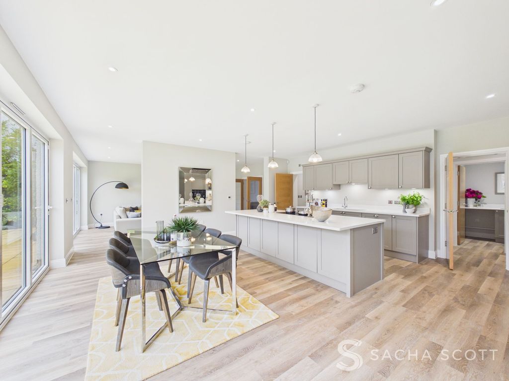 Property photo 1 of 38 Kitchen / Breakfast / Diner