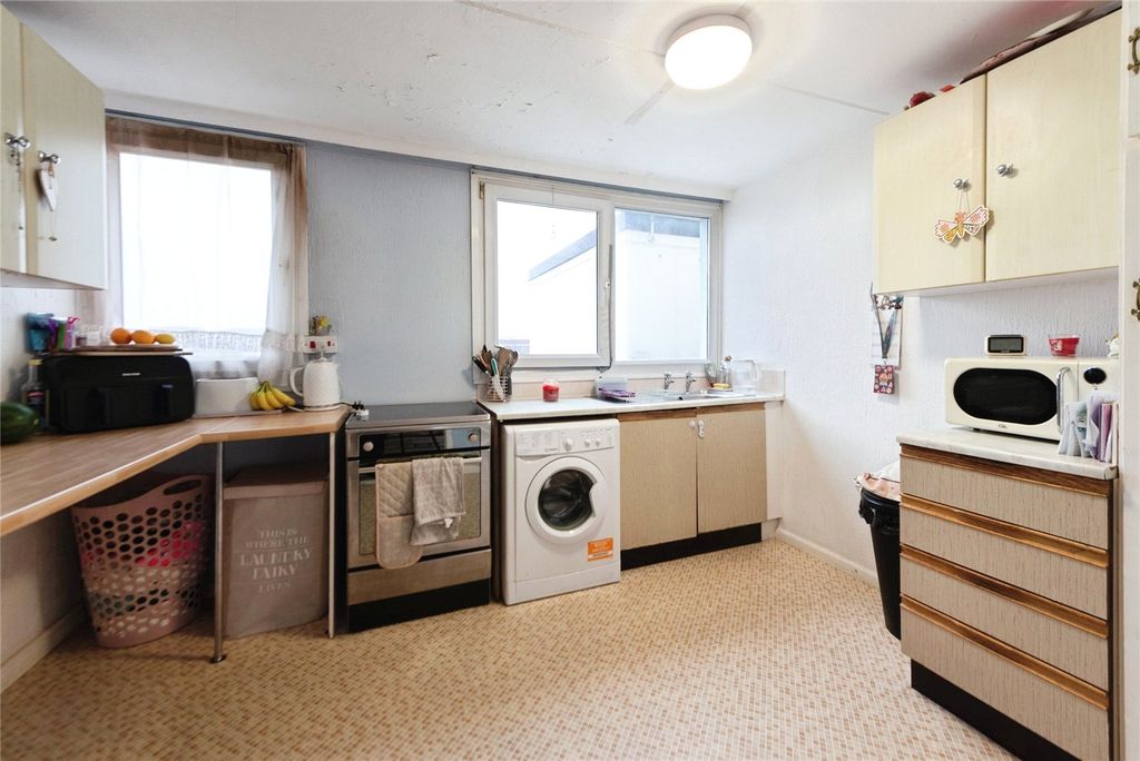 Property photo 2 of 11 Picture No. 13