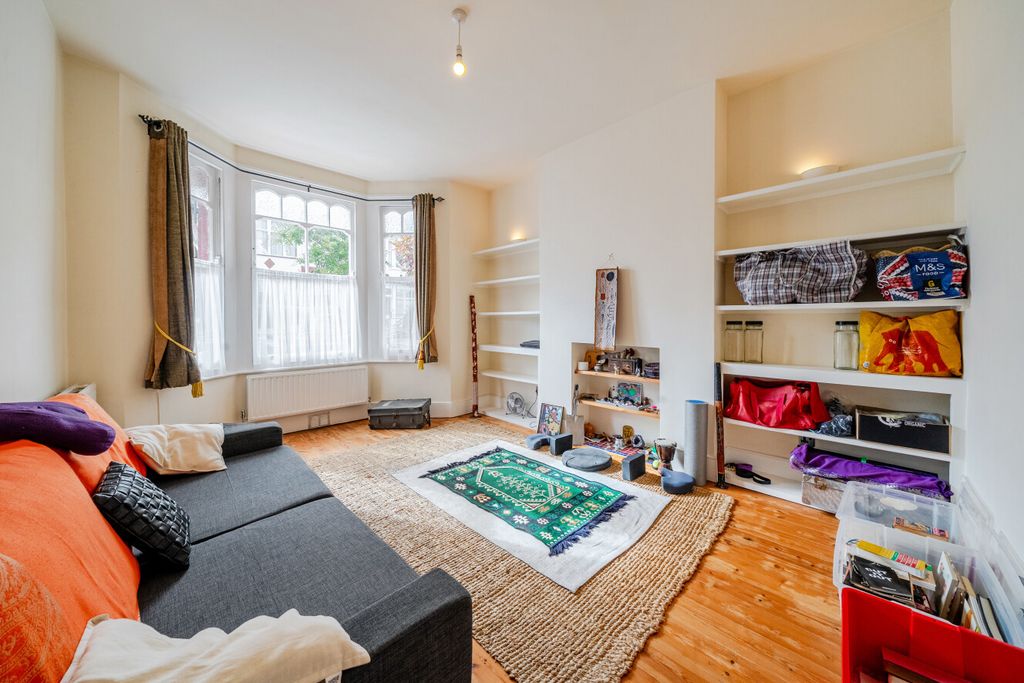 Property photo 3 of 12 1522803-16-6Aaa77...