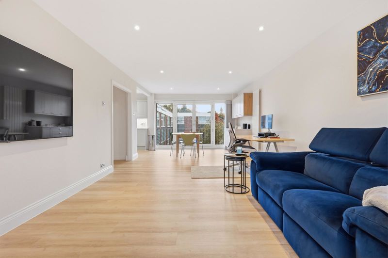 Property photo 2 of 13 Photo 8