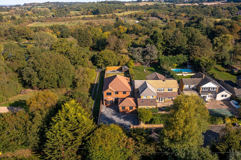 Property photo 2 of 45