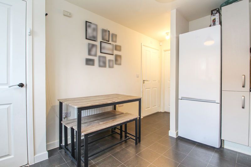 Property photo 3 of 17 Kitchen/Diner