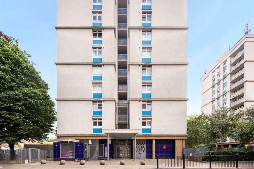 Property photo 1 of 20 Exterior