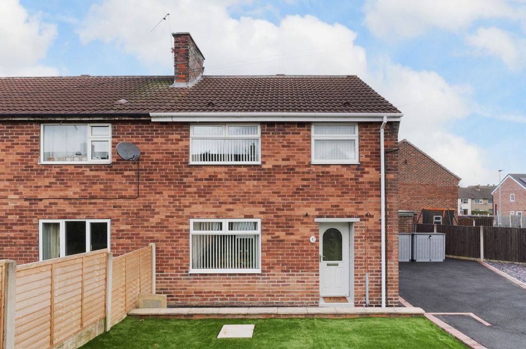 Property photo 1 of 17