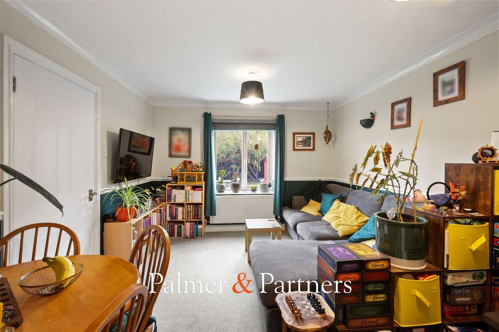 Property photo 3 of 15 Picture No. 02