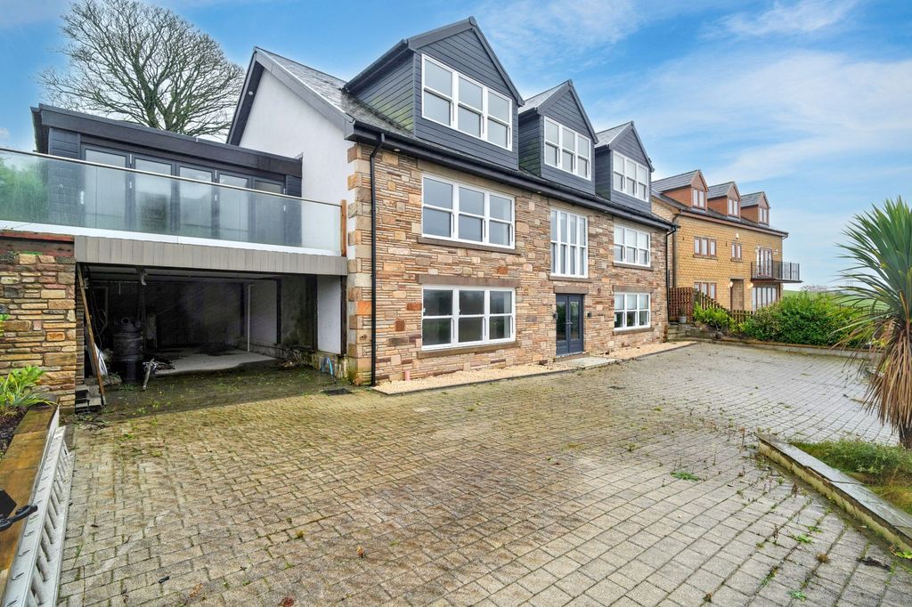 Property photo 1 of 21 The Beeches, 26 Whalley Road, Wilpshire, Blackburn, Bb1 9Jt