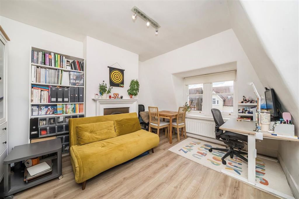 Property photo 2 of 5