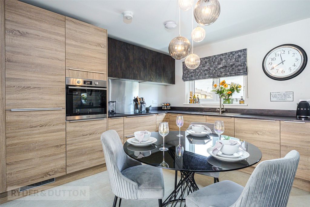 Property photo 3 of 21 Kitchen Diner