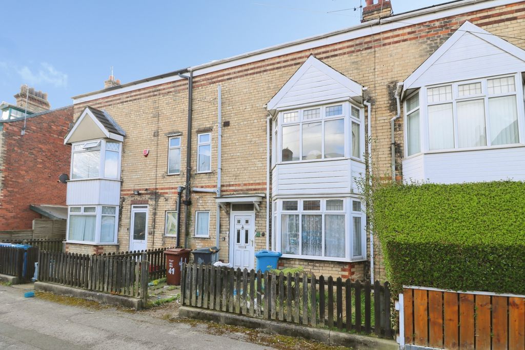 Property photo 1 of 8 Photo 1