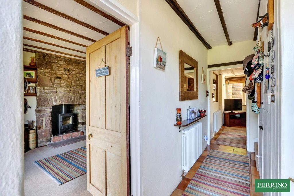 Property photo 2 of 34 Entrance