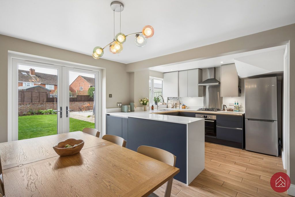 Property photo 2 of 22 Photo 19