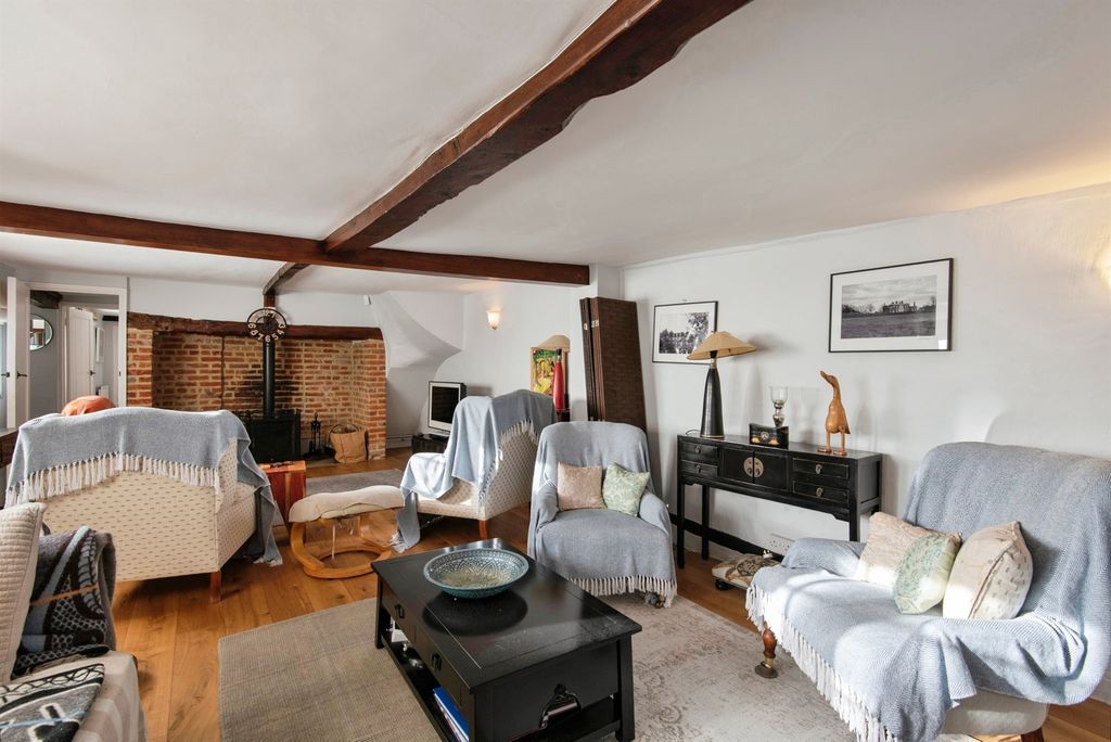 Property photo 3 of 22