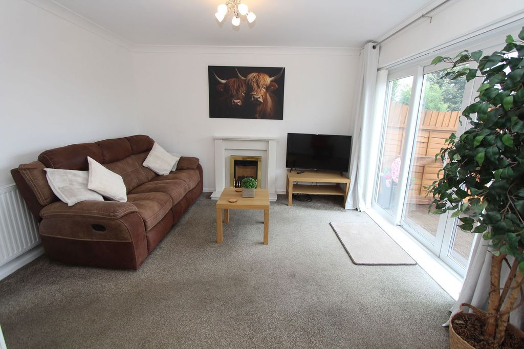 Property photo 3 of 21