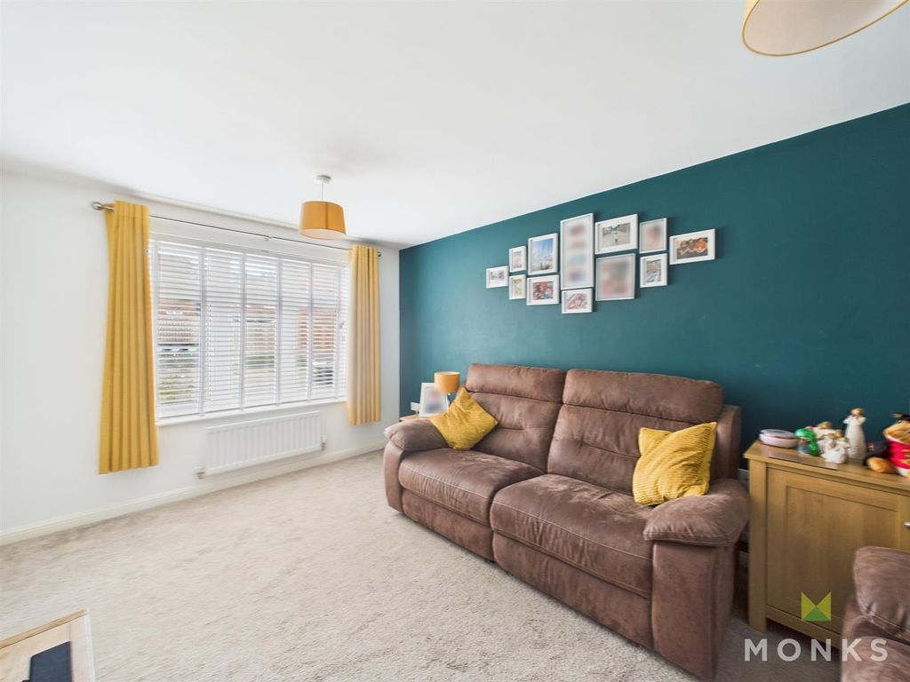 Property photo 3 of 20 Cam01520G0-Pr0261-Still015.Jpg