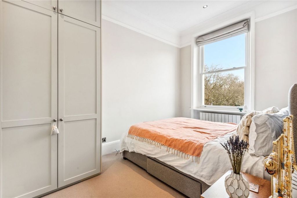 Property photo 3 of 6