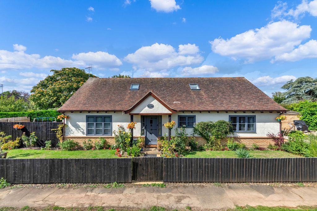 Property photo 1 of 39