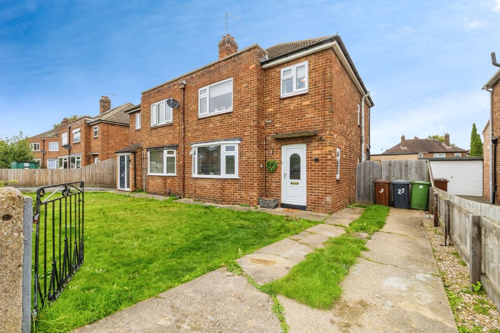 Property photo 1 of 20 2025-10-14-27Butteryclose033