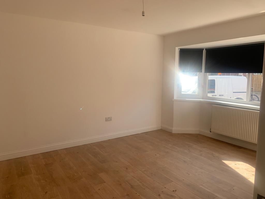 Property photo 2 of 8 Reception Room