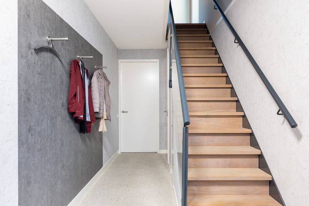 Property photo 3 of 46