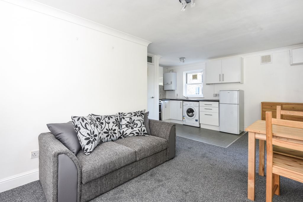 Property photo 3 of 6 388036 (2)