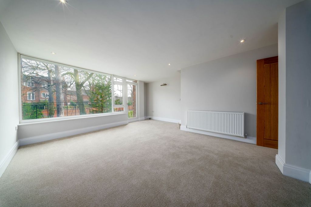 Property photo 3 of 30