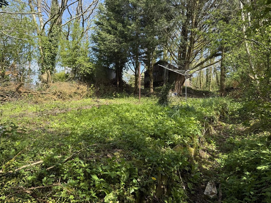 Property photo 2 of 19