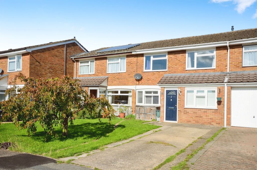 Property photo 1 of 17