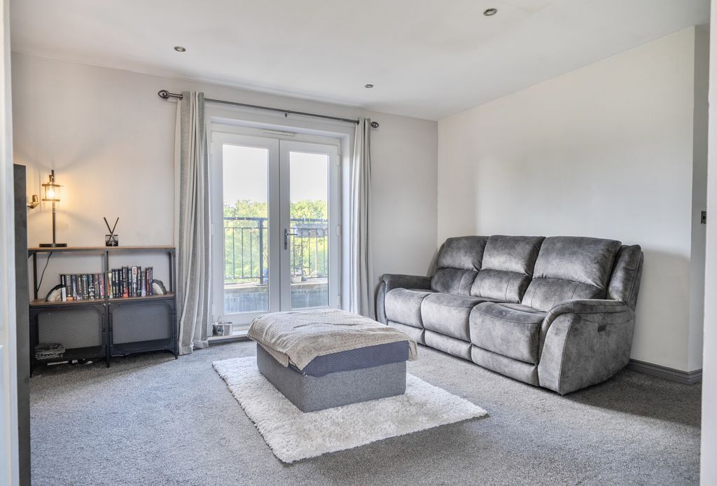Additional image 4 of 2 bed flat for saleNormandy Drive, Yate, Bristol BS37
