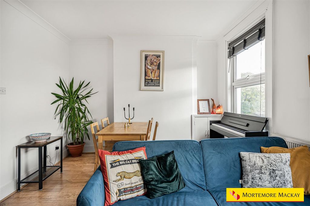 Property photo 3 of 22 16_67557_Watermarked.Jpg